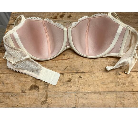 B.Tempt'd Bra 36DD Lacy Bow Cream Pink Underwire Padding Sexy Feminine Hook - Picture 7 of 8